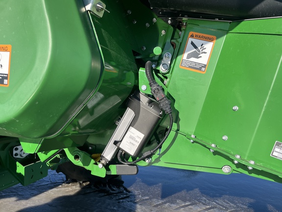 2021 John Deere X9 1100 Combine