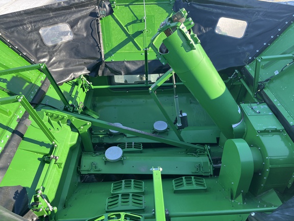 2021 John Deere X9 1100 Combine