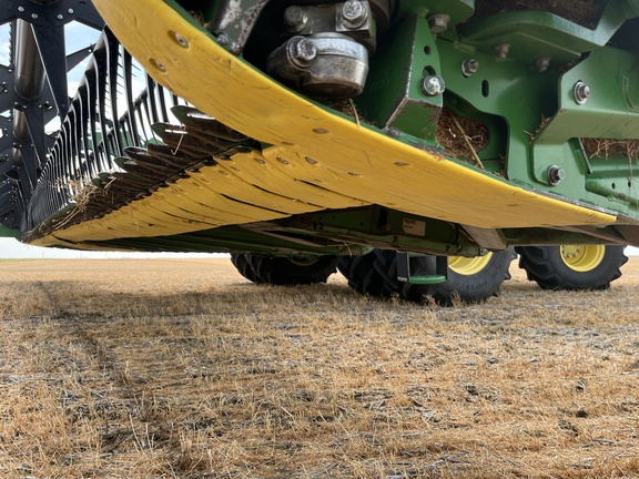 2018 John Deere 640FD Header Combine