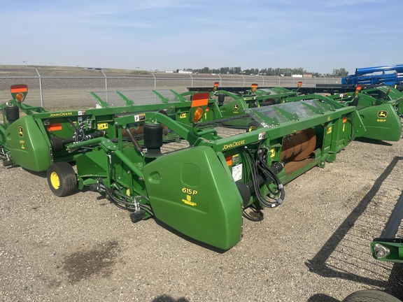 2014 John Deere 615P Header Combine