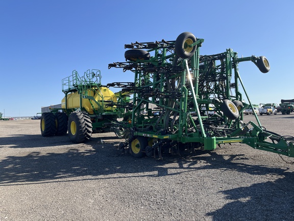 2013 John Deere 1870 W/ 2023 C650 Air Seeder