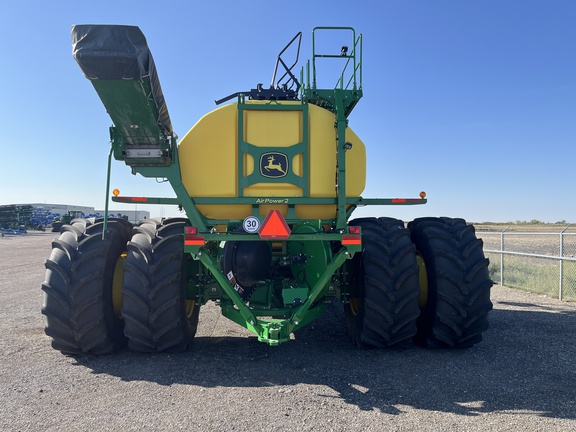 2013 John Deere 1870 W/ 2023 C650 Air Seeder