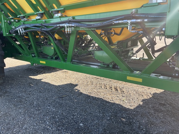 2013 John Deere 1870 W/ 2023 C650 Air Seeder