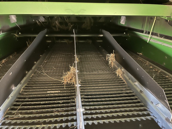 2015 John Deere S680 Combine