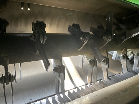 2015 John Deere S680 Combine