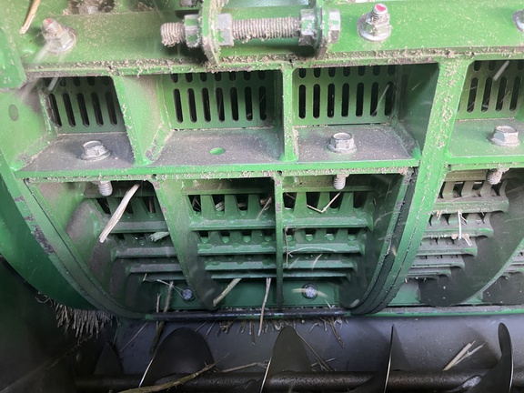 2015 John Deere S680 Combine