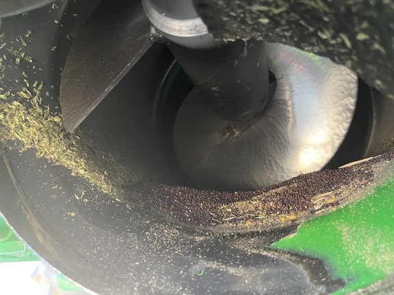 2015 John Deere S680 Combine