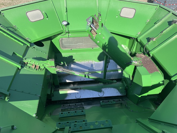 2015 John Deere S680 Combine