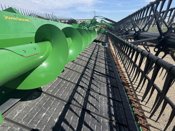 2022 John Deere HD50F Header Combine