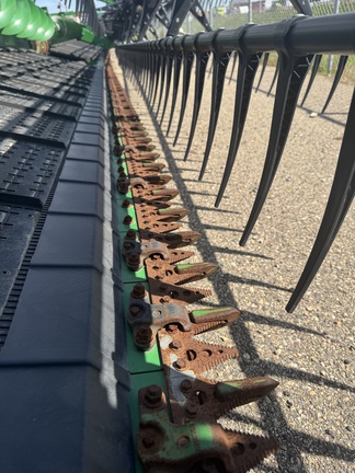 2022 John Deere HD50F Header Combine