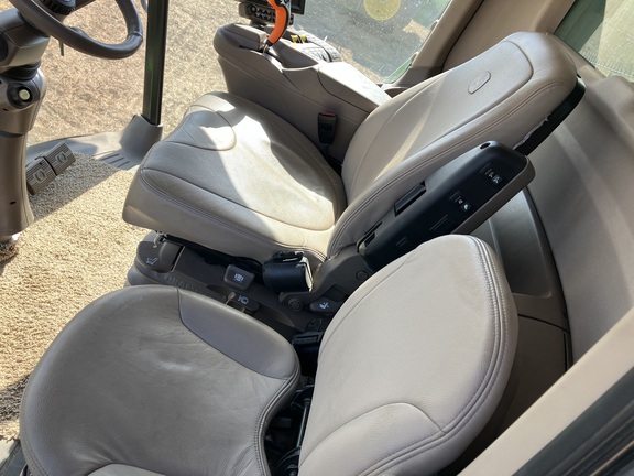 2020 John Deere S790 Combine