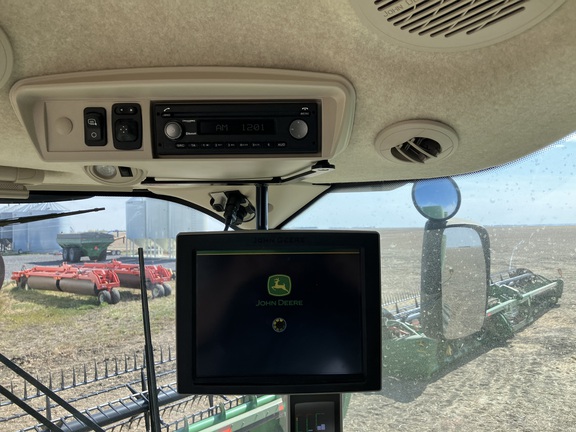 2020 John Deere S790 Combine