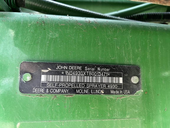 2011 John Deere 4930 Sprayer/High Clearance