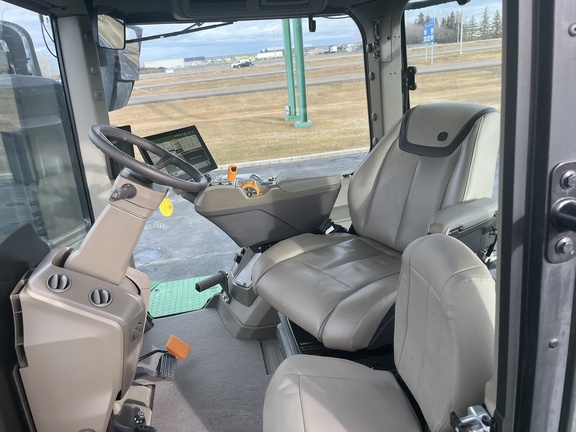 2024 John Deere 9RX 640 Tractor Rubber Track