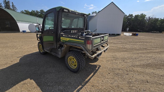 2022 John Deere XUV835R ATV