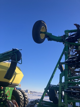 2012 John Deere 1870 Air Seeder