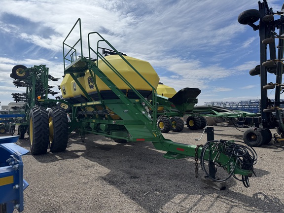 2012 John Deere 1870 Air Seeder