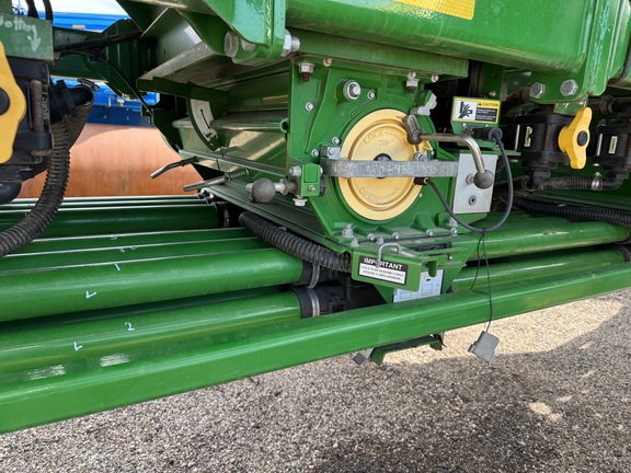 2012 John Deere 1870 Air Seeder