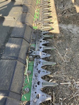 2020 John Deere 745FD Header Combine