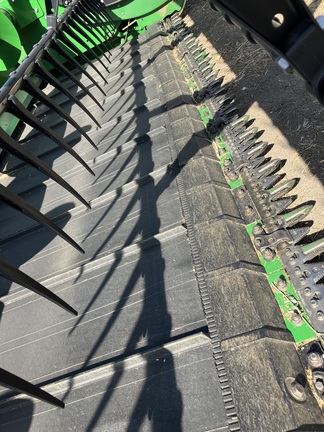 2020 John Deere 745FD Header Combine