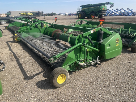 2012 John Deere 615P Header Combine
