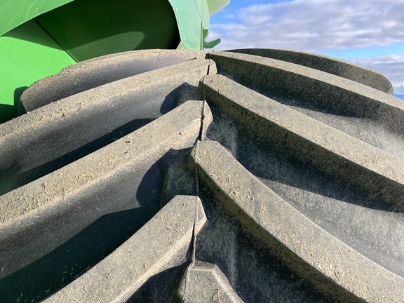 2024 Brandt 1520XT Grain Cart