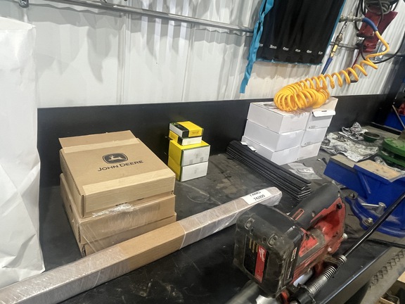 2014 John Deere 1870 Air Seeder