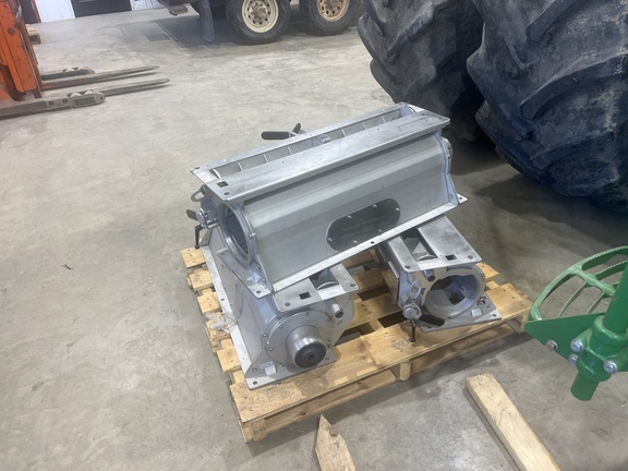 2014 John Deere 1870 Air Seeder