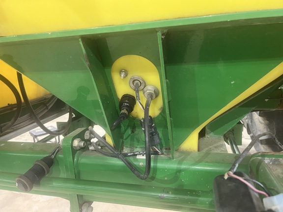2014 John Deere 1870 Air Seeder