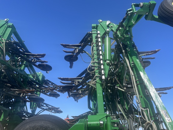 2014 John Deere 1870 Air Seeder