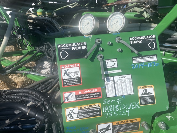 2014 John Deere 1870 Air Seeder