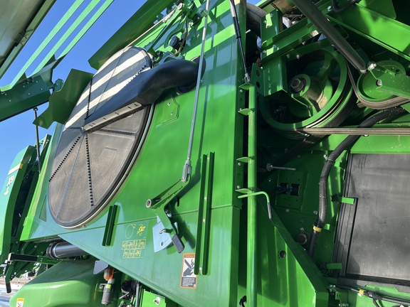 2023 John Deere X9 1100 Combine