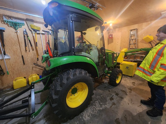 2019 John Deere 3039R Tractor Compact