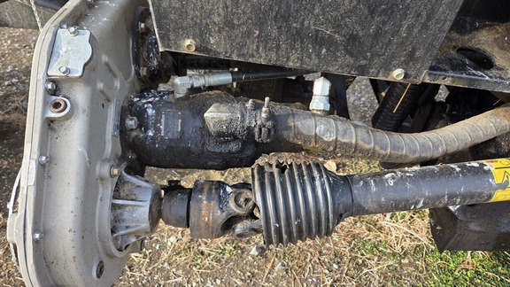 2014 MacDon FD75-40 Header Combine