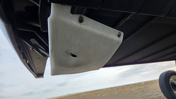 2014 MacDon FD75-40 Header Combine