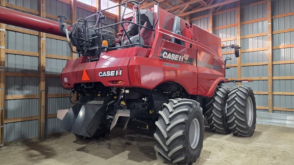 2016 Case IH 8240 Combine