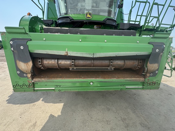 2023 John Deere X9 1100 Combine