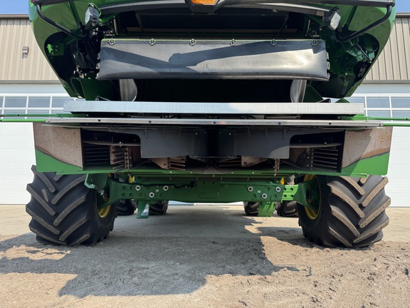2023 John Deere X9 1100 Combine