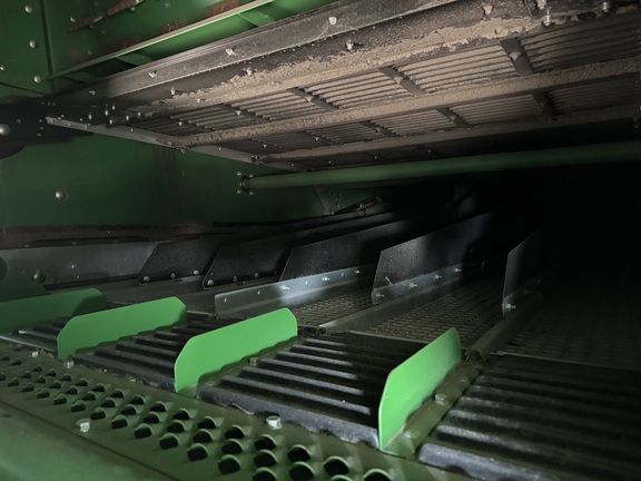 2023 John Deere X9 1100 Combine