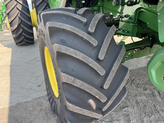 2023 John Deere X9 1100 Combine
