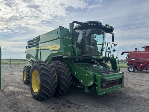 2022 John Deere X9 1100 Combine
