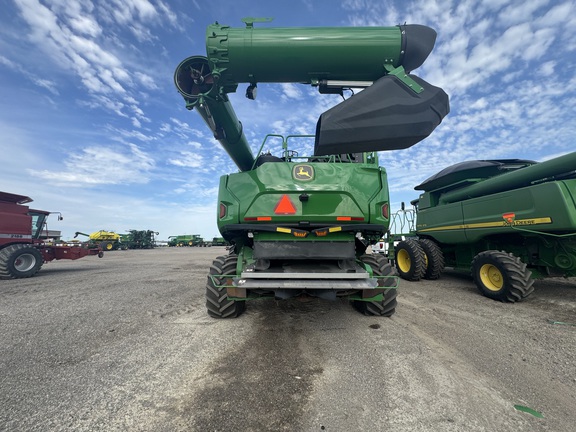 2022 John Deere X9 1100 Combine