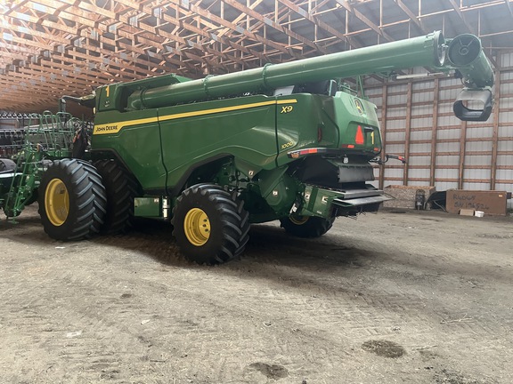 2022 John Deere X9 1000 Combine