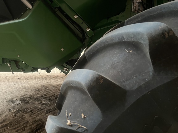 2022 John Deere X9 1000 Combine