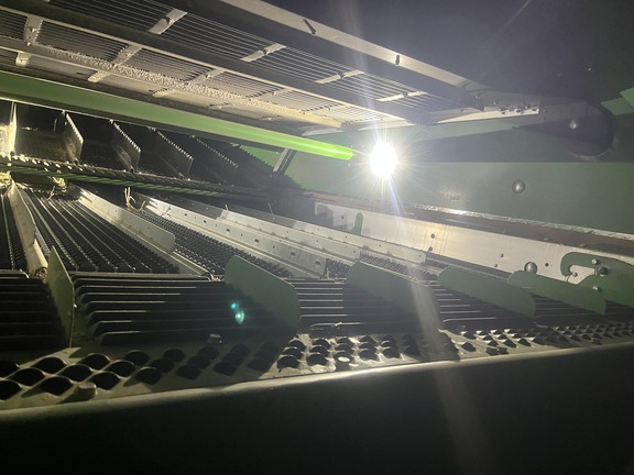 2022 John Deere X9 1000 Combine