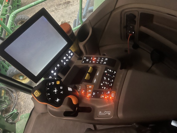 2022 John Deere X9 1000 Combine