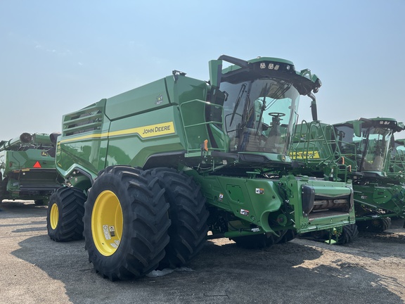 2022 John Deere X9 1000 Combine