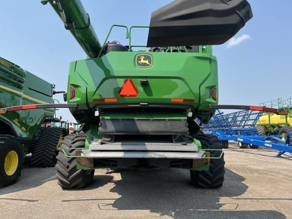 2022 John Deere X9 1000 Combine