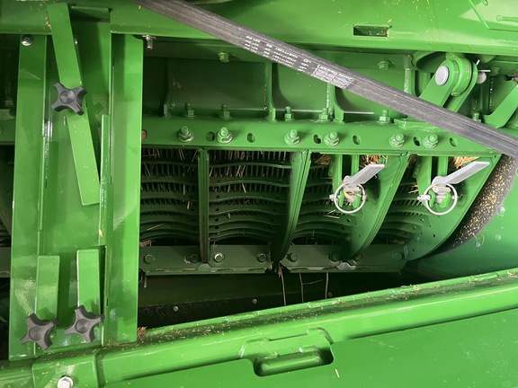 2022 John Deere X9 1000 Combine