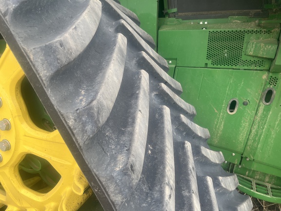 2022 John Deere X9 1000 Combine